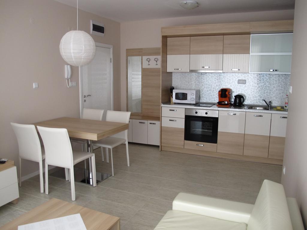 Nedev'S Apartments In Kavatsi Area Sozopol Rum bild